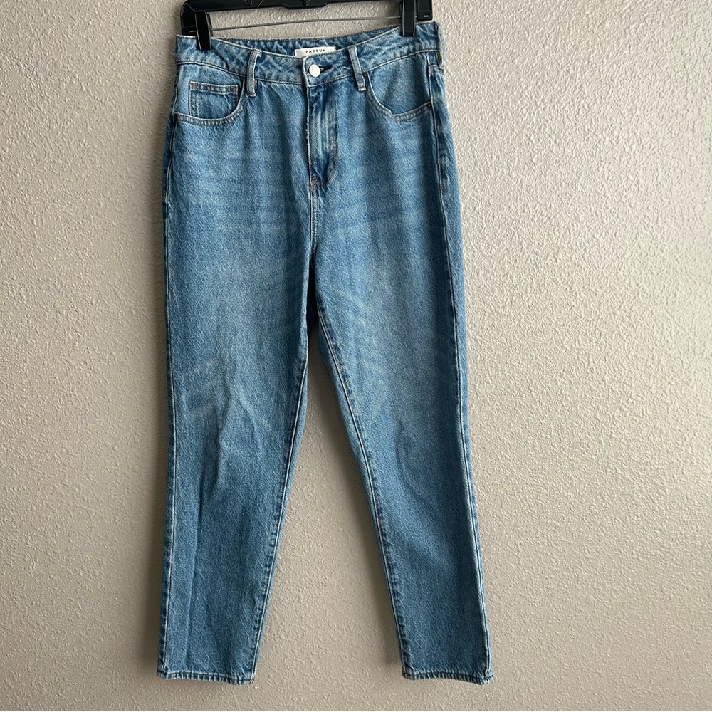 Pac Sun high rise light wash Mom‎ jeans